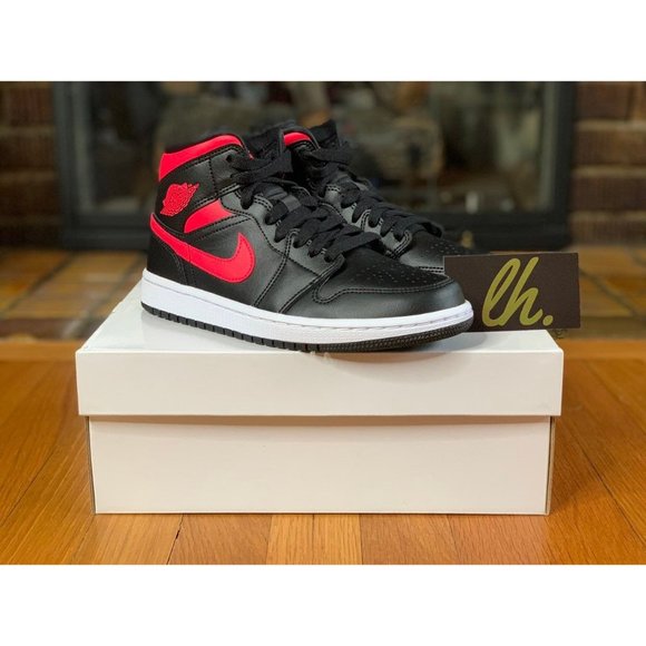 Size 6.5 w Air Jordan 1 Mid "Siren Red" - Picture 4 of 5